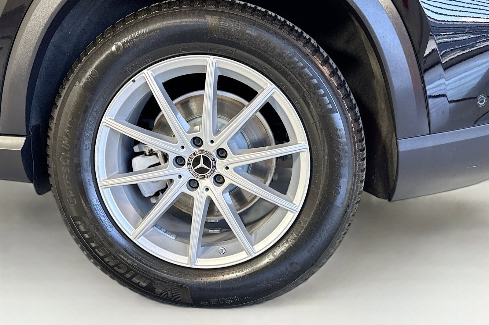 Used 2025 Mercedes-Benz GLE 350 4MATIC image 30