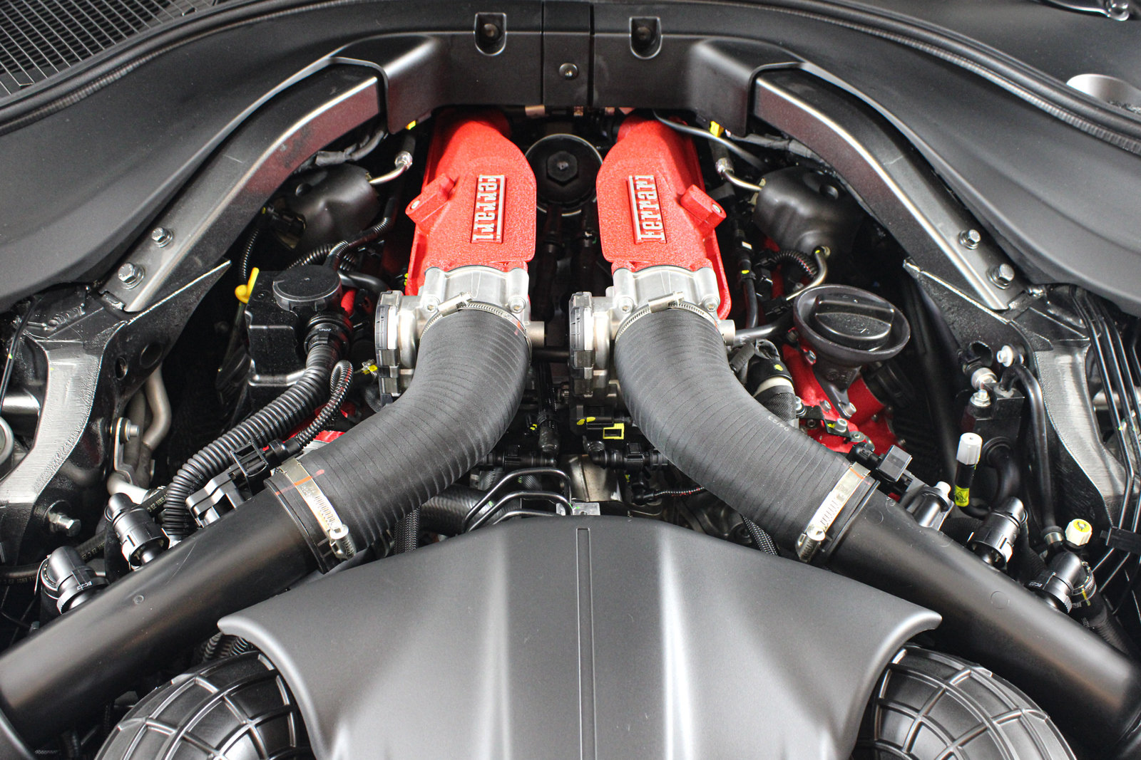 Certified 2023 Ferrari Portofino M RWD image 61