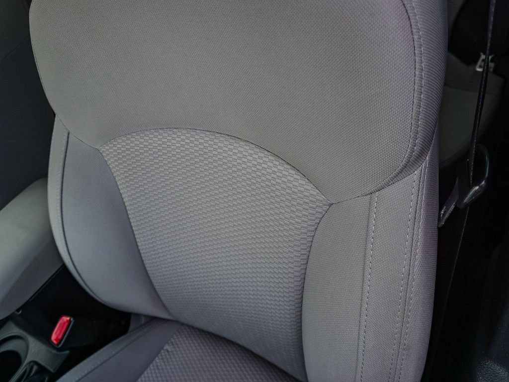 Used 2014 Subaru Forester 2.5i Premium w/ All-Weather Package image 20