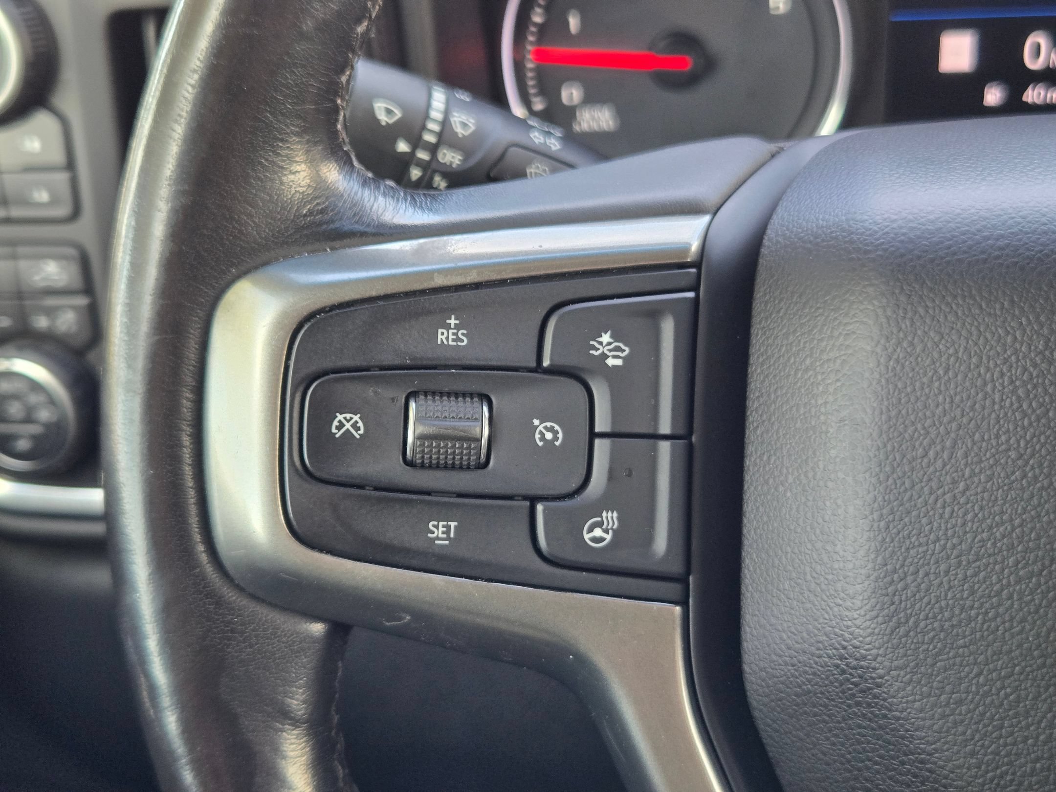 Certified 2020 Chevrolet Silverado 2500 LTZ w/ LTZ Texas Edition AWD/4WD image 12