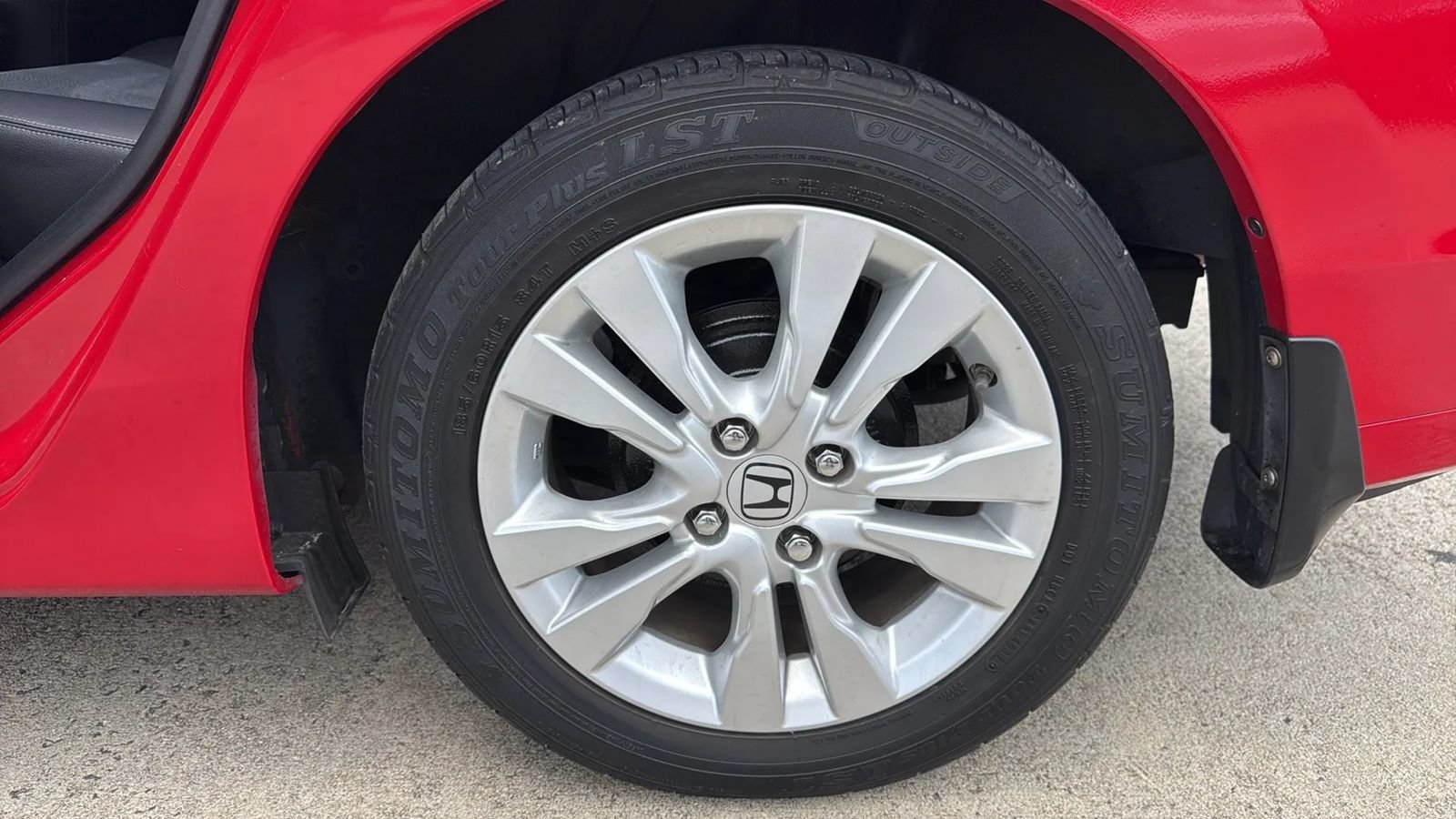 Used 2014 Honda Insight EX image 16