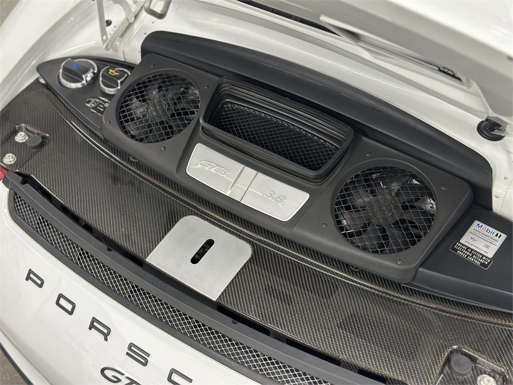 Used 2015 Porsche 911 GT3 RWD image 3