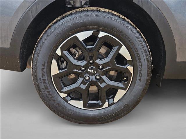 Used 2024 Kia Sorento S image 23