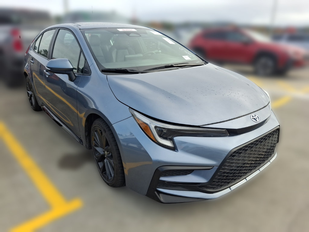 Used 2024 Toyota Corolla XSE FWD image 3