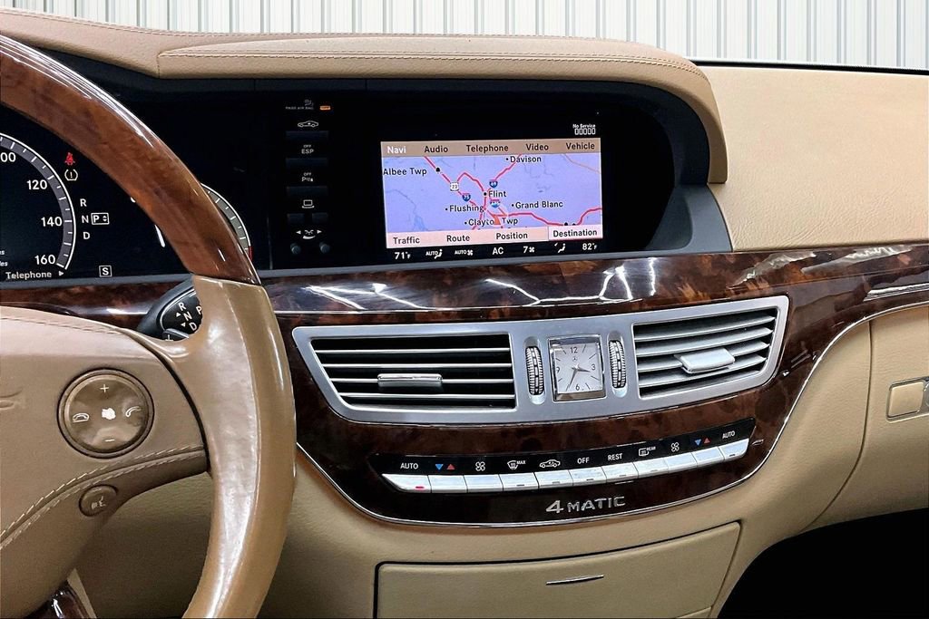 Used 2009 Mercedes-Benz S 550 4MATIC image 9