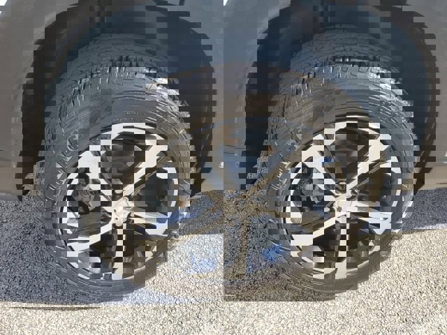 Used 2024 Chevrolet Trax RS image 9