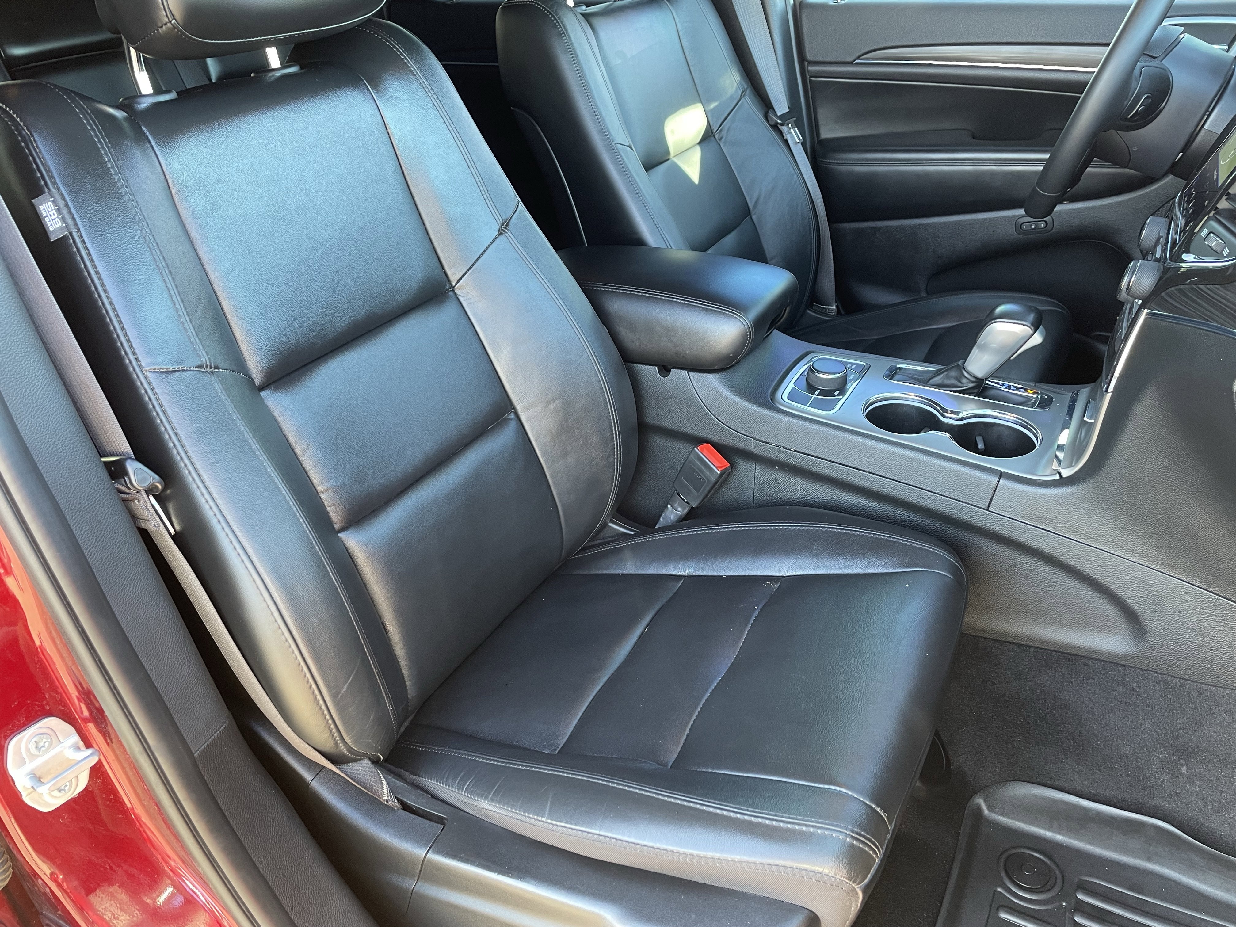 Used 2022 Jeep Grand Cherokee Limited image 10