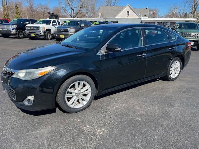 Used 2014 Toyota Avalon XLE w/ Livery Package FWD image 1