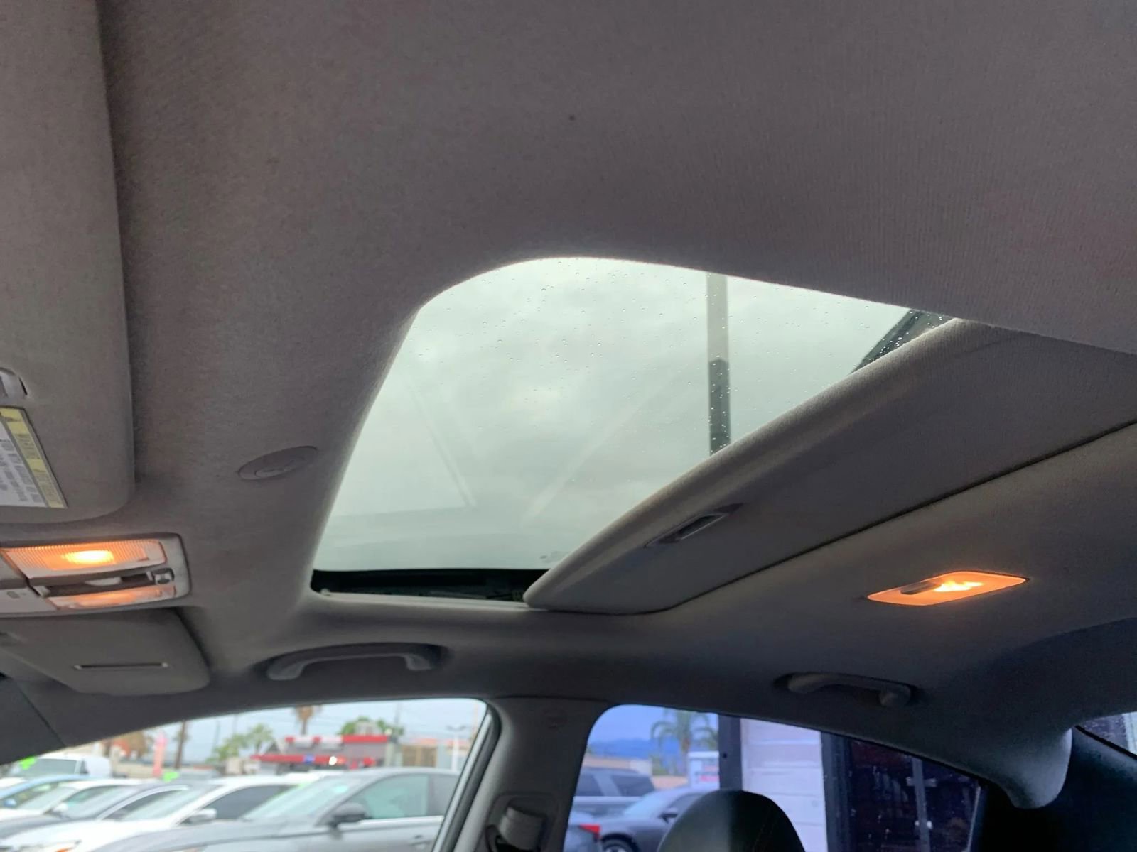 Used 2013 Hyundai Elantra Limited w/ Technology Pkg image 8