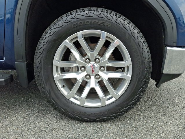 Used 2022 GMC Sierra 1500 SLT w/ SLT Premium Plus Package AWD/4WD image 11