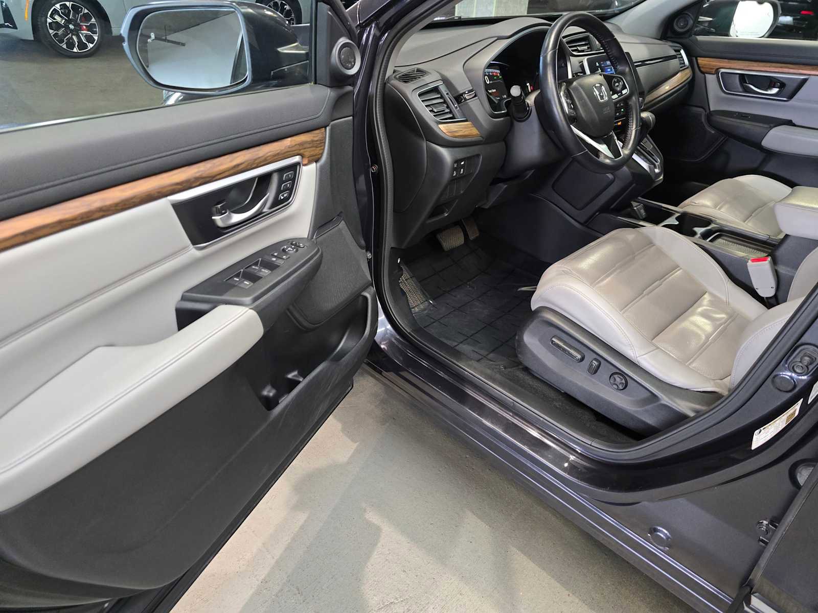 Used 2018 Honda CR-V EX-L image 23