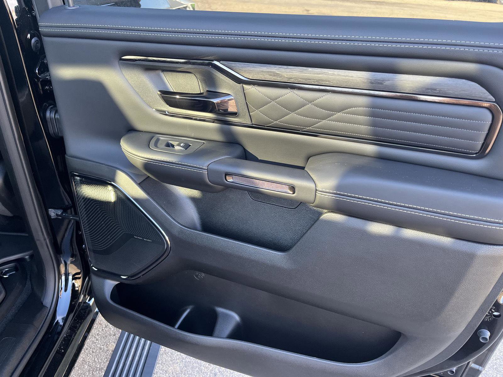 New 2026 RAM 1500 Limited AWD/4WD image 34