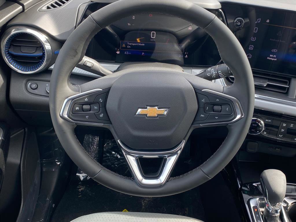 New 2026 Chevrolet Trax LT w/ LT Convenience Package image 7