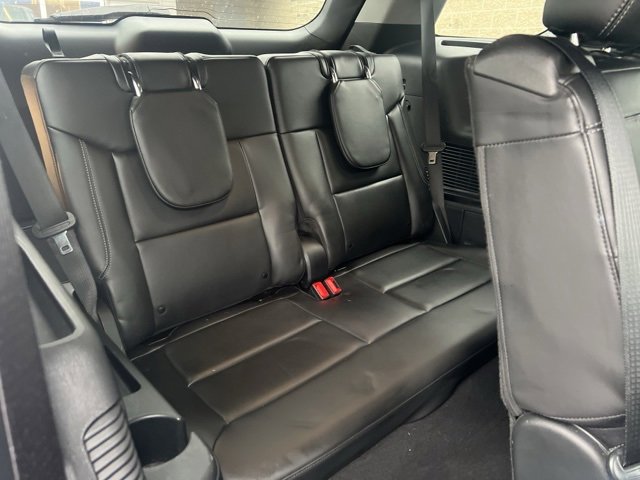 Used 2023 Ford Explorer XLT w/ Equipment Group 202A image 15