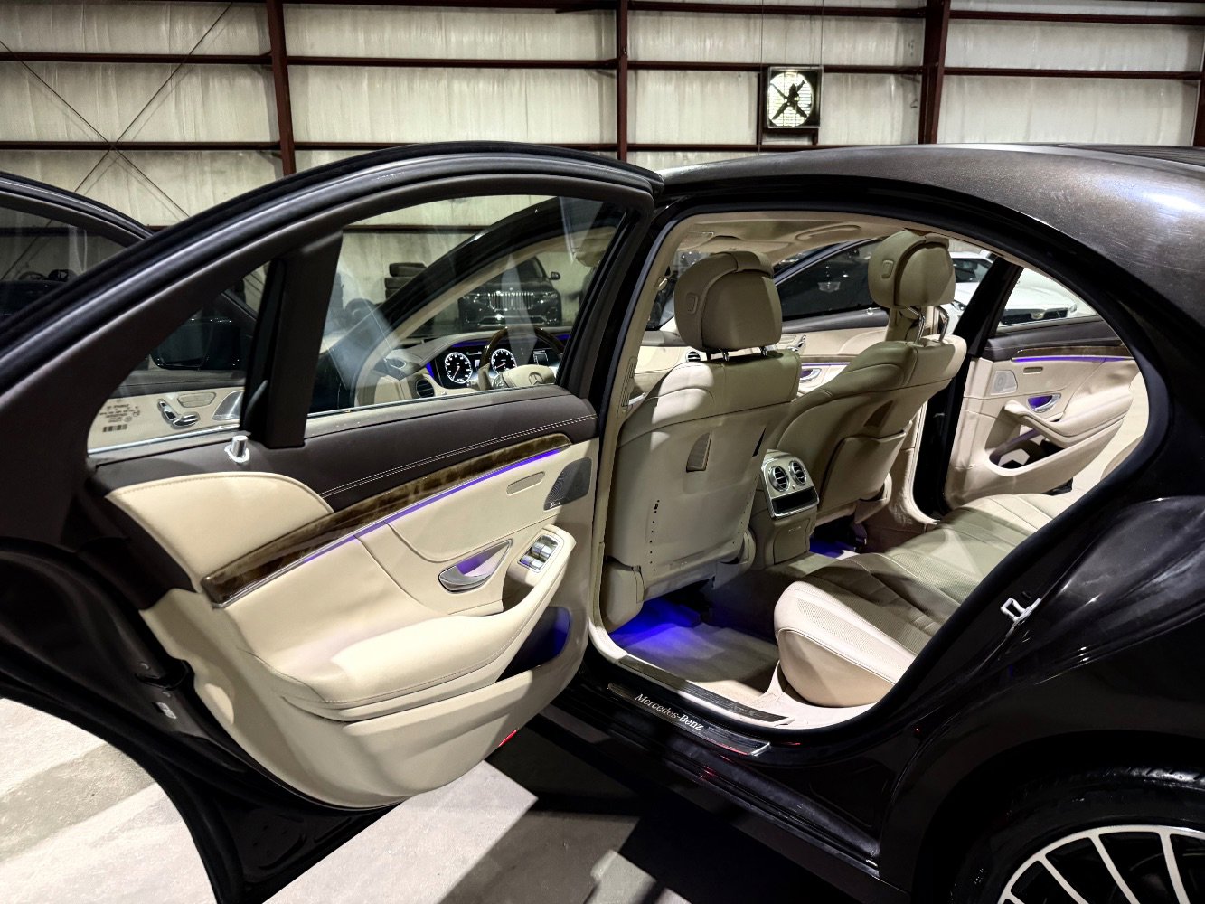 Used 2015 Mercedes-Benz S 550 Sedan image 15