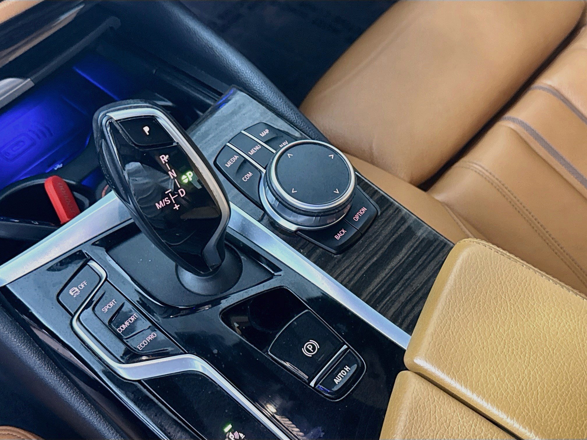 Used 2021 BMW 530i w/ Premium Package RWD image 20
