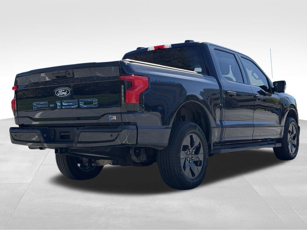 Used 2024 Ford F150 Lightning XLT AWD/4WD image 11