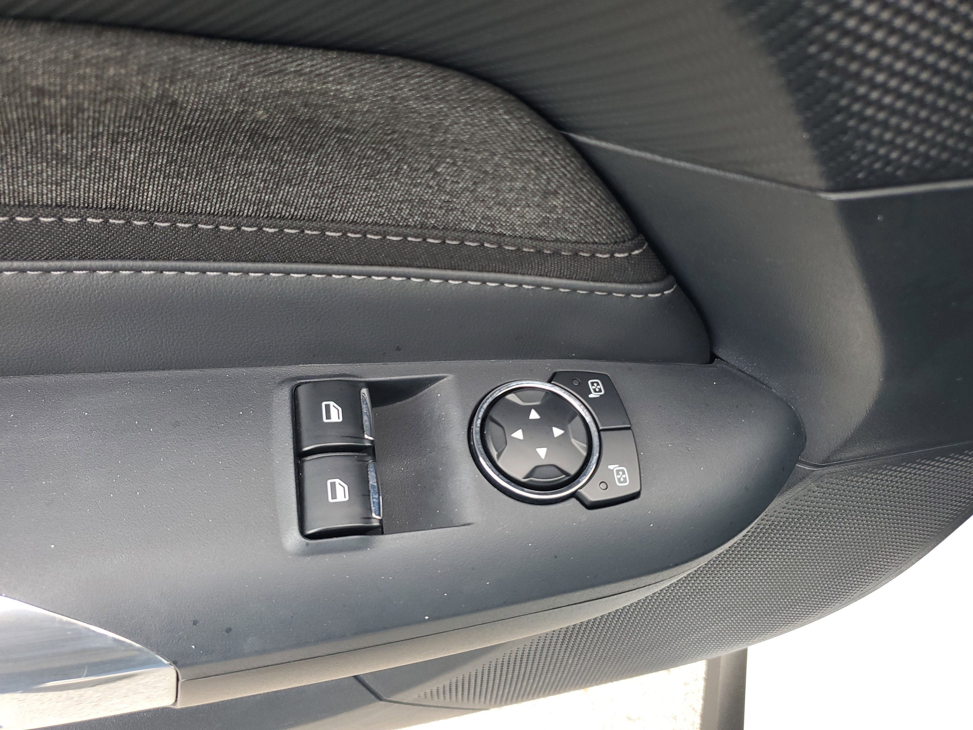 Used 2024 Ford Mustang Coupe image 25