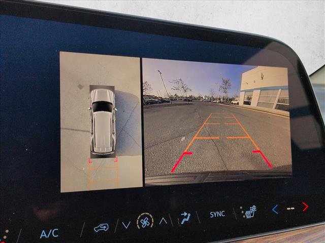 Used 2025 Chevrolet Tahoe LT image 14