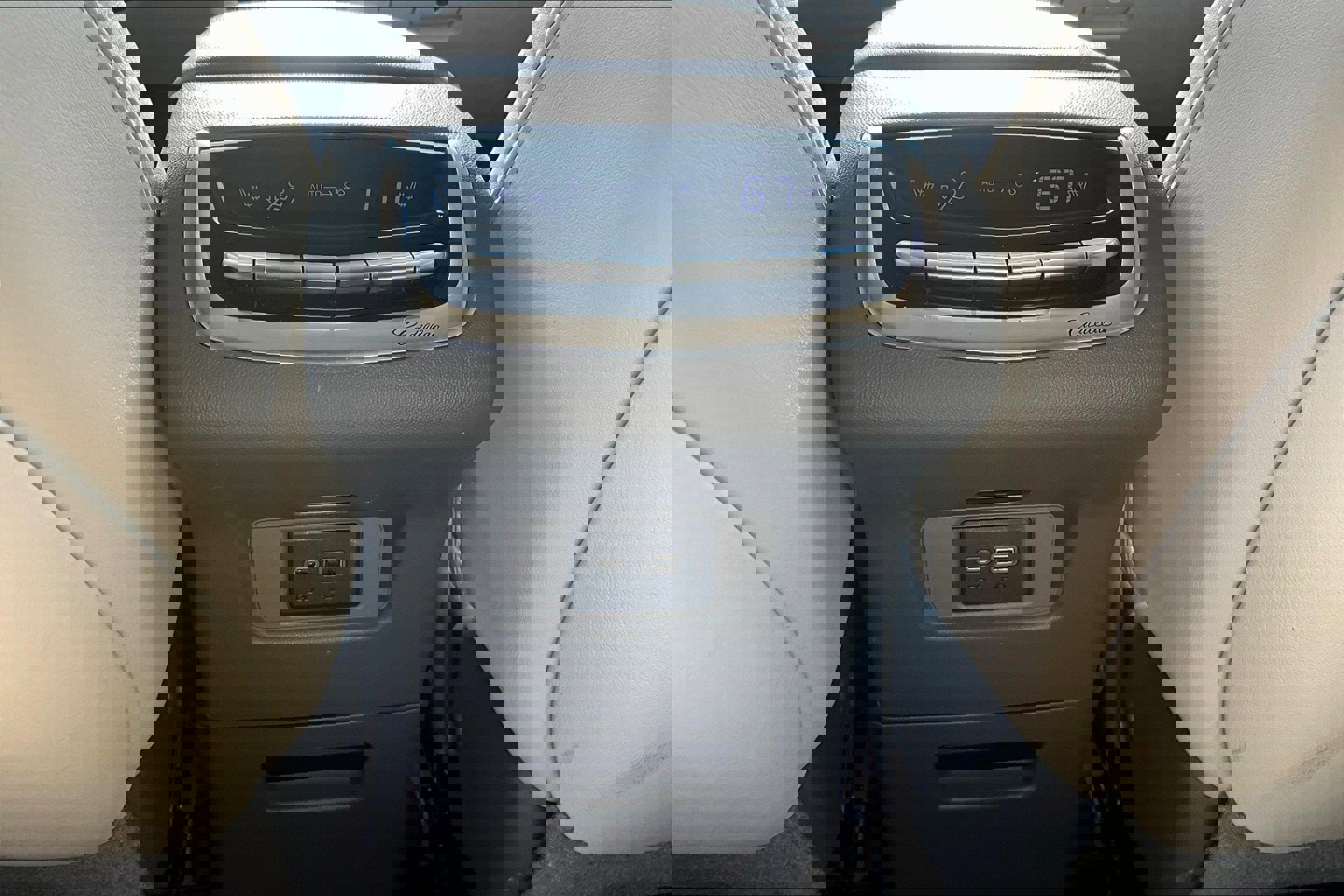 Used 2020 Cadillac XT6 Premium Luxury image 40