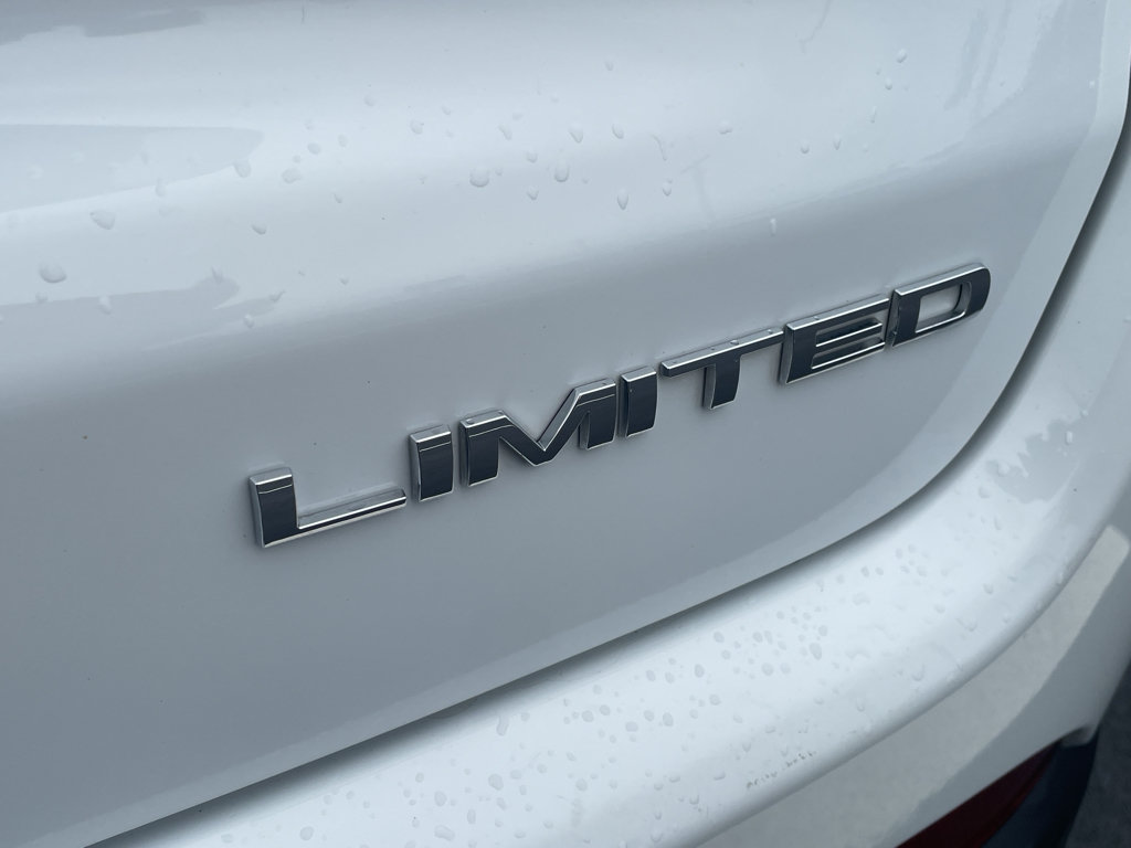 Used 2025 Jeep Compass Limited AWD/4WD image 10