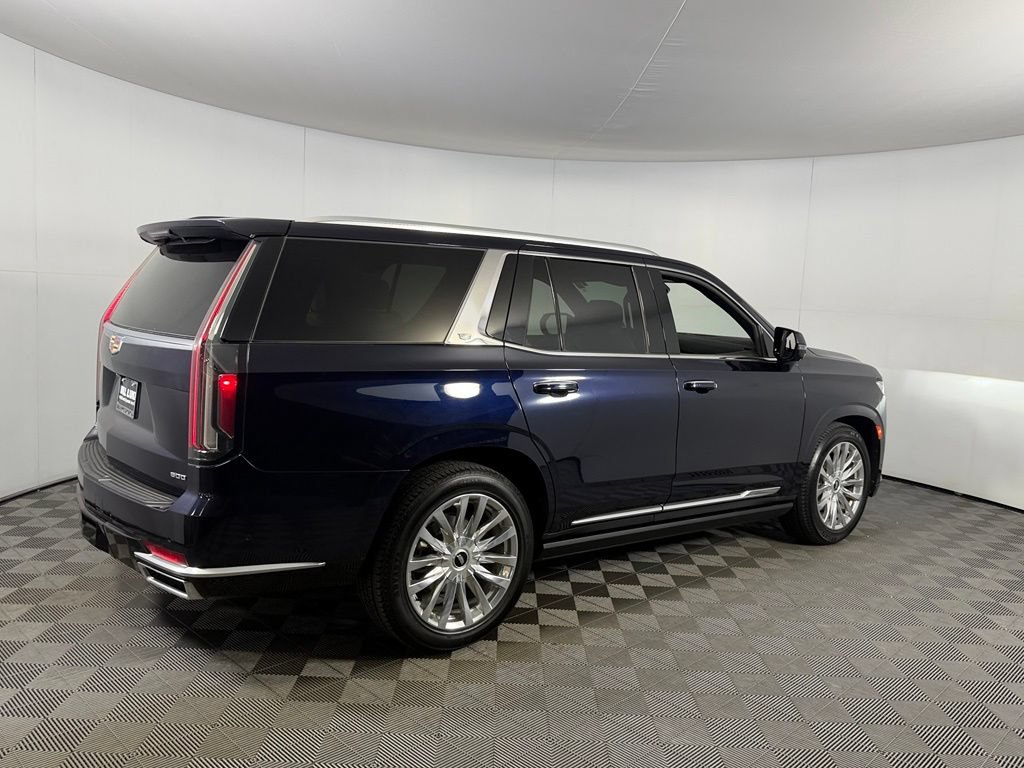 Used 2023 Cadillac Escalade Premium Luxury w/ Performance Package AWD/4WD image 7