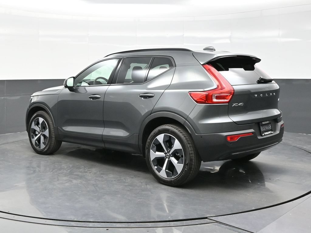 New 2026 Volvo XC40 B5 Plus w/ Protection Package Premier AWD/4WD image 4
