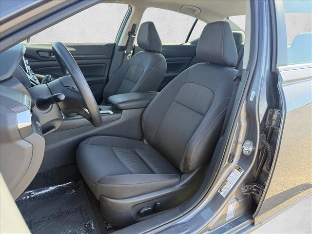Used 2026 Nissan Altima 2.5 SV FWD image 11