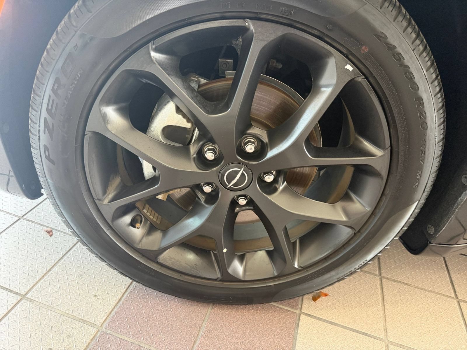 Used 2025 Chrysler Pacifica Limited FWD image 28