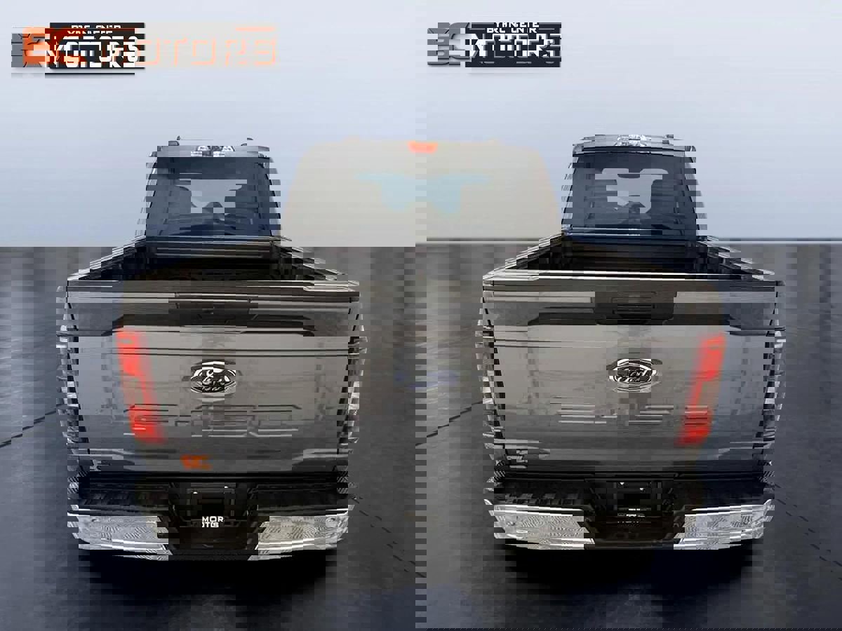 Used 2022 Ford F150 XLT image 5