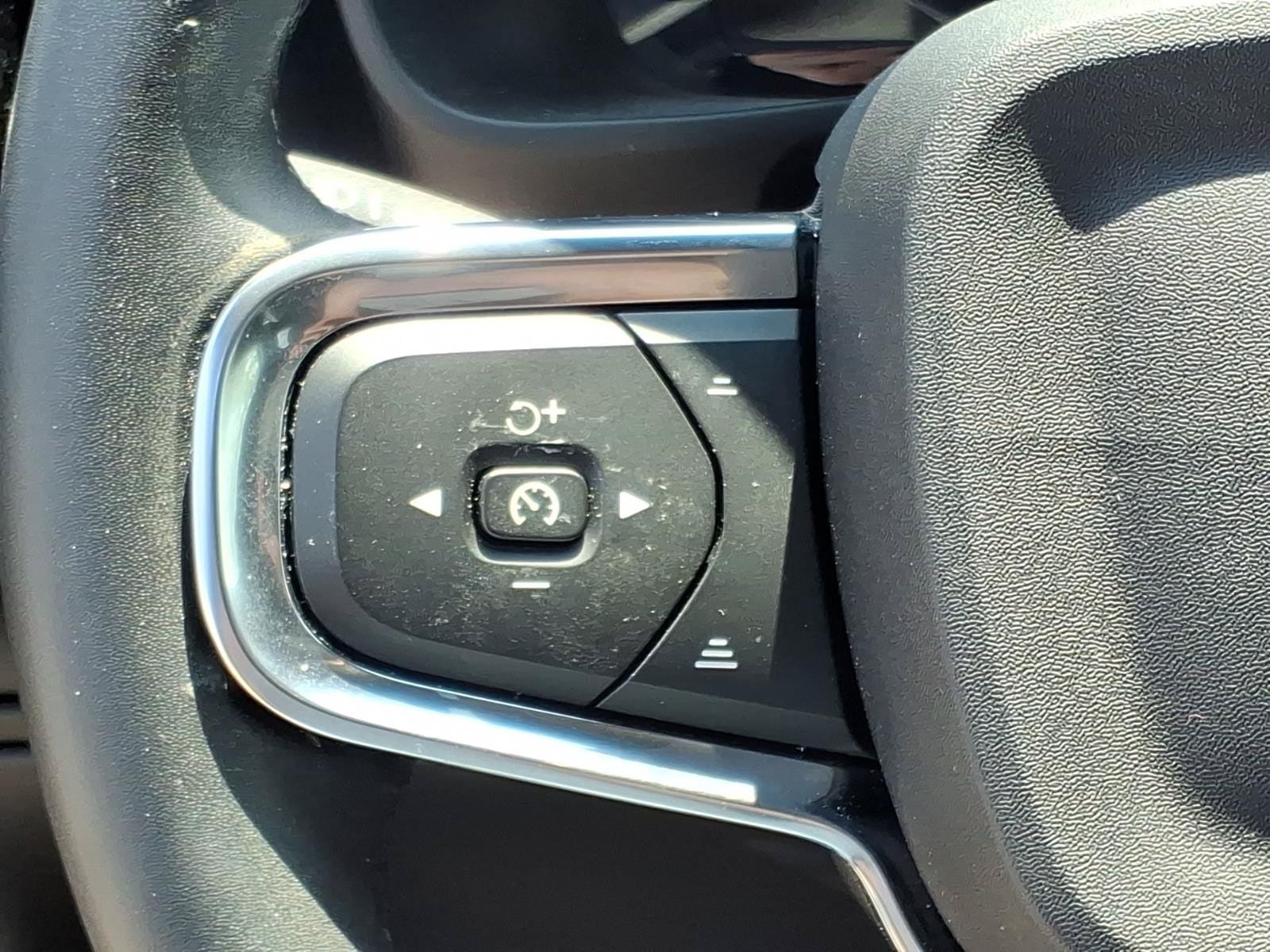 Certified 2023 Volvo C40 P8 Recharge Ultimate AWD/4WD image 20
