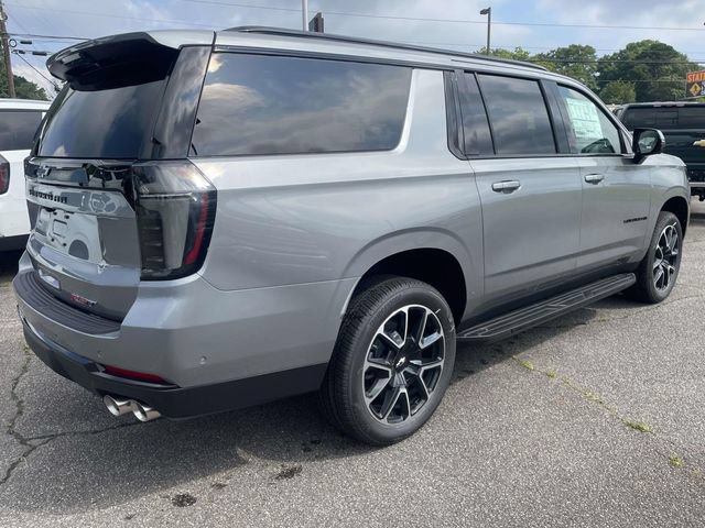 New 2026 Chevrolet Suburban RST w/ Comfort Package RWD video 3