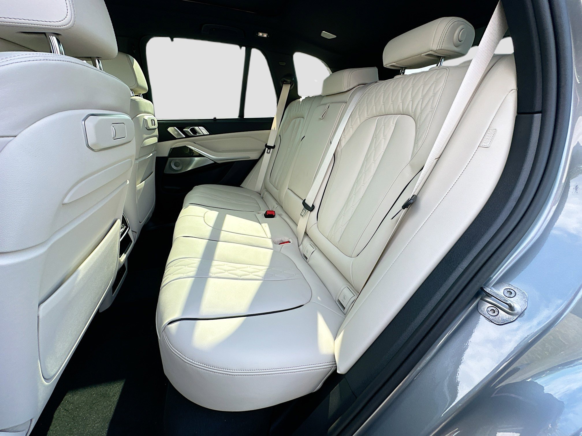 New 2026 BMW X5 M60i w/ Executive Package AWD/4WD image 19