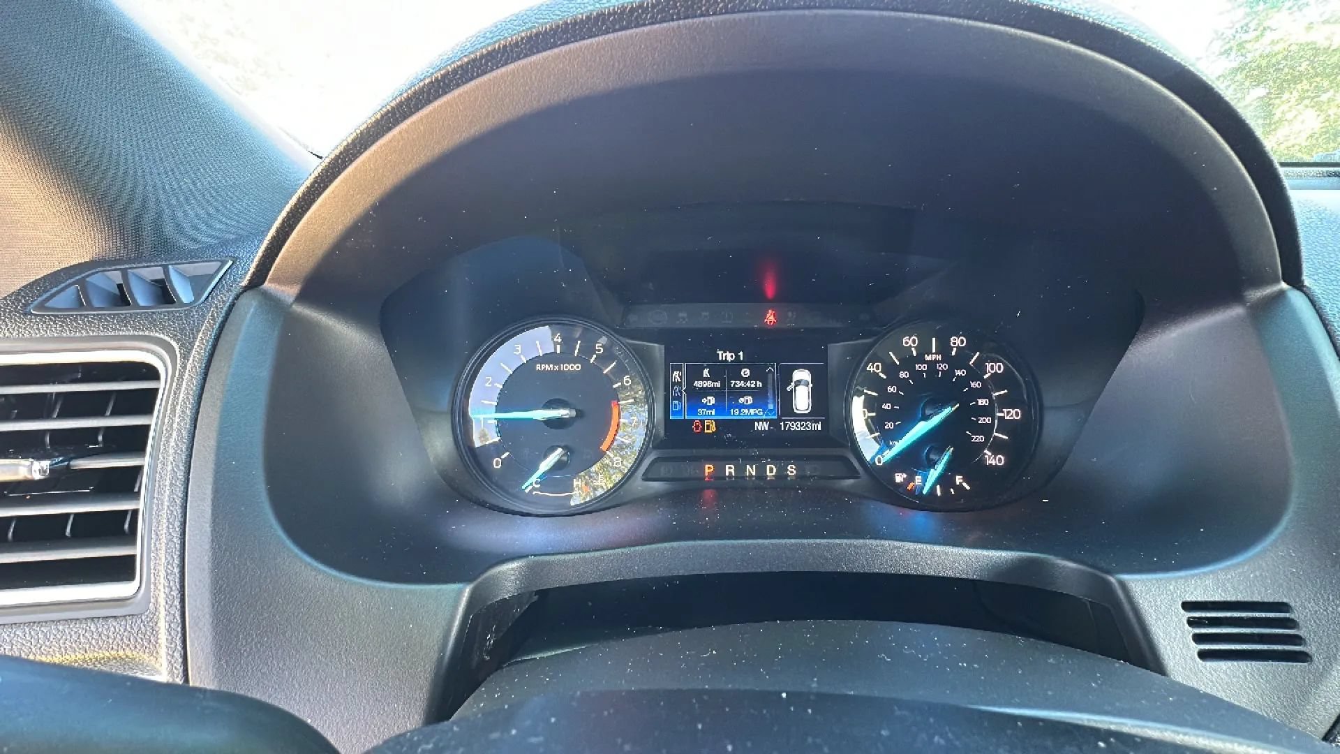 Used 2016 Ford Explorer XLT AWD/4WD image 21