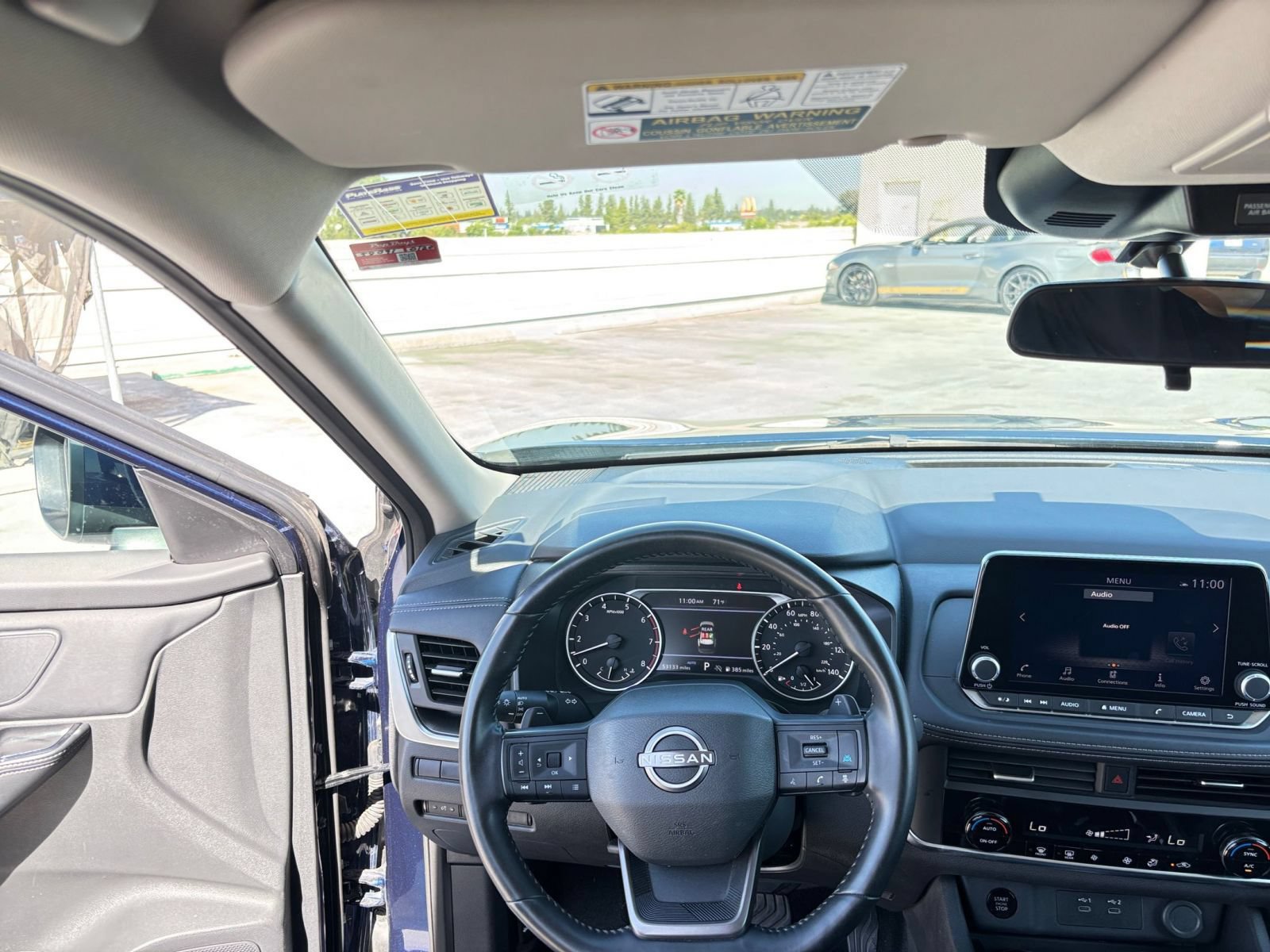Used 2025 Nissan Rogue SV AWD/4WD image 66