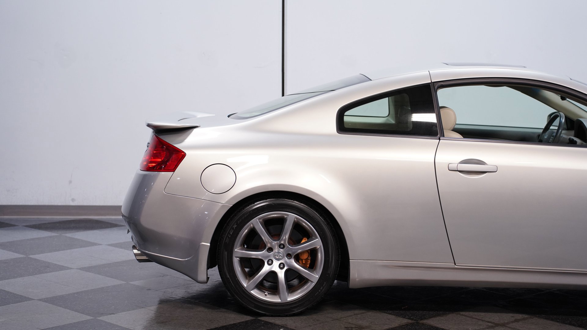 Used 2004 INFINITI G35 Coupe w/ Premium Pkg image 27