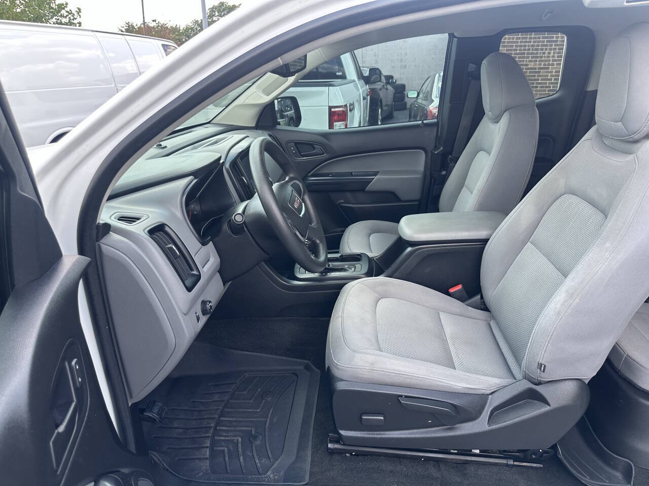 Used 2018 GMC Canyon W/T w/ Convenience Package RWD image 13