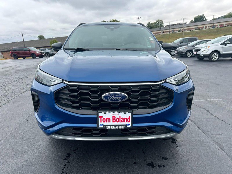 Used 2023 Ford Escape ST-Line w/ Tech Pack #1 image 9
