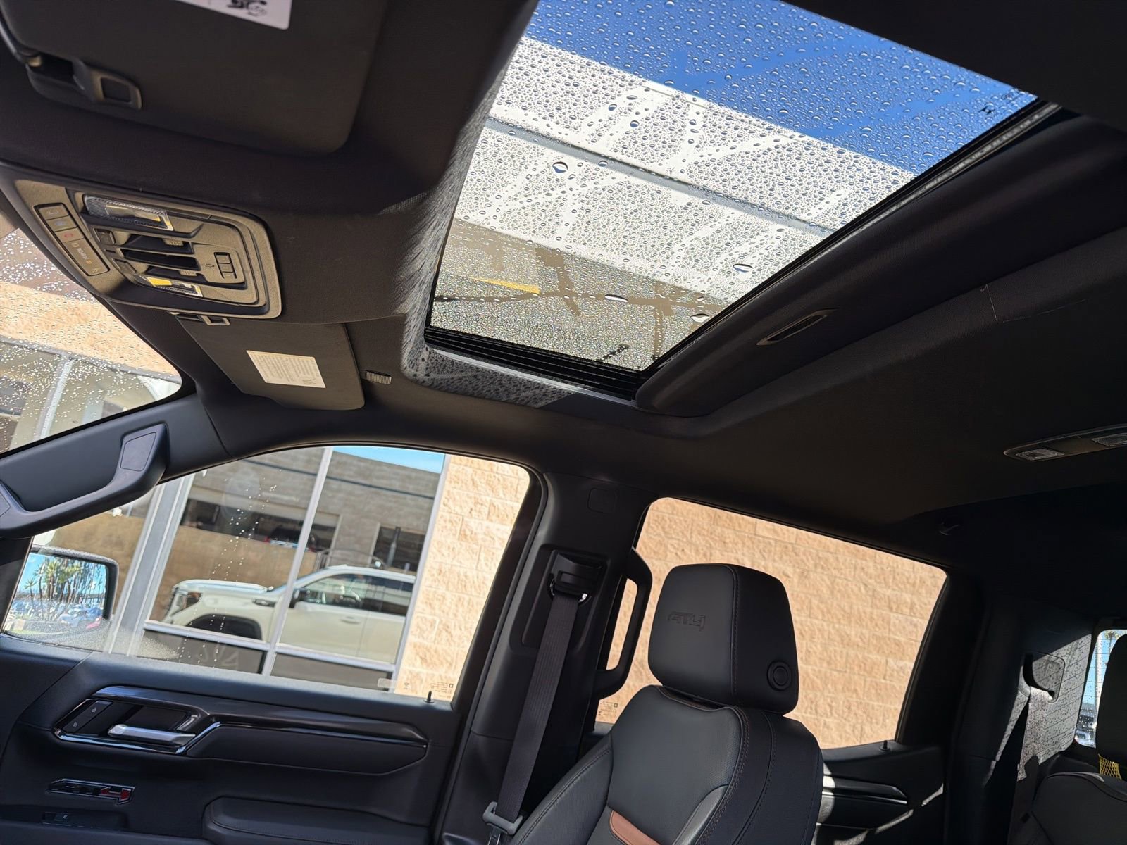 Certified 2025 GMC Sierra 1500 AT4 w/ AT4 Premium Package image 13