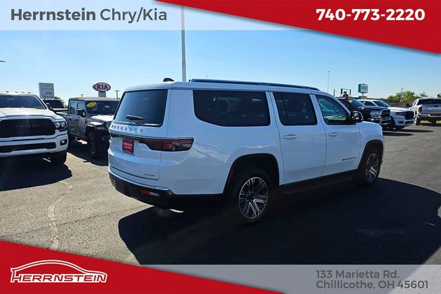 Used 2024 Jeep Wagoneer L Series II w/ Flexible Seating Group AWD/4WD image 33