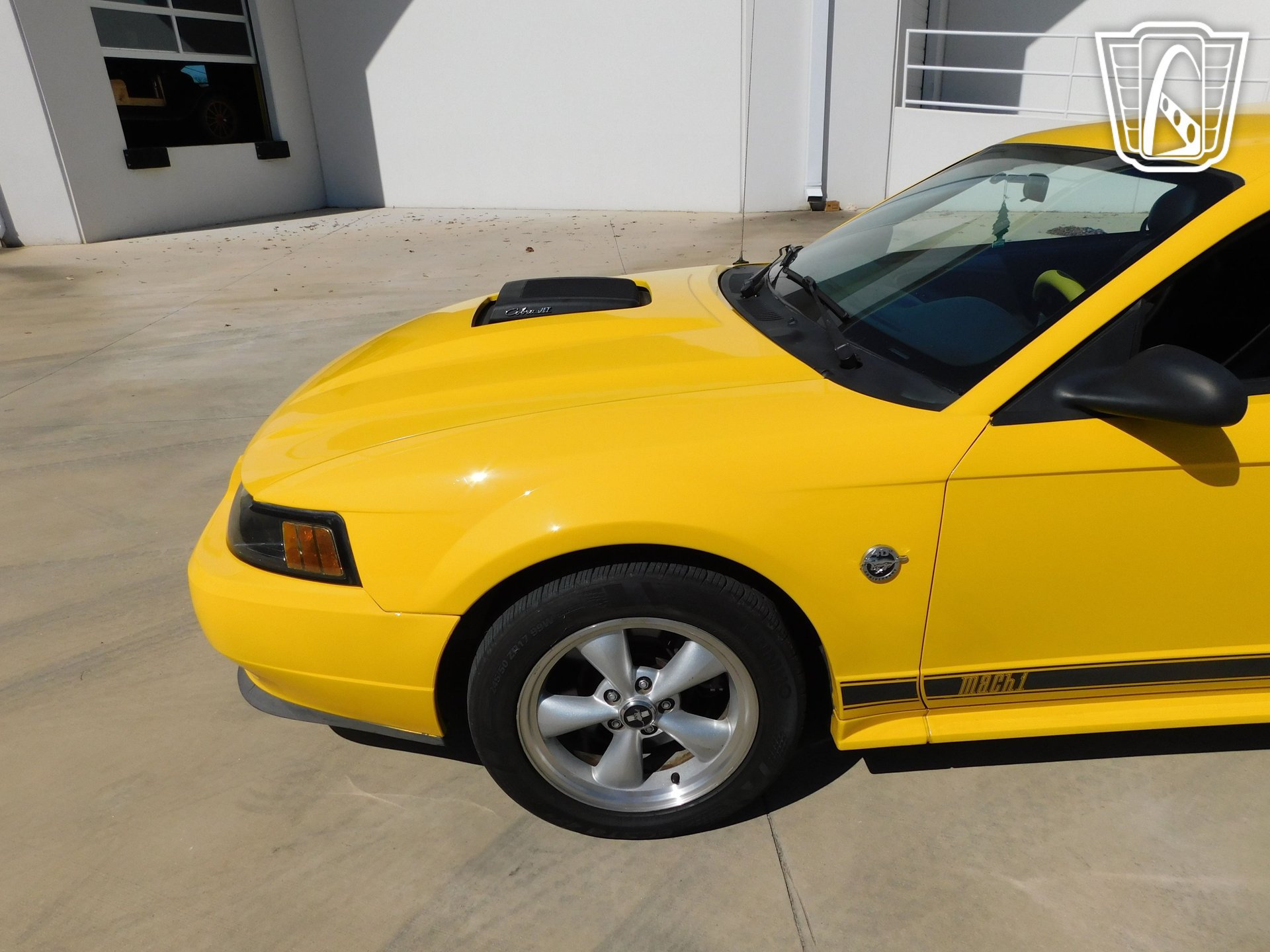 Used 2004 Ford Mustang Mach 1 RWD image 11
