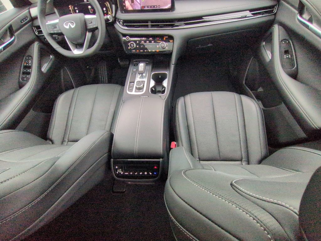 Used 2026 INFINITI QX60 Luxe w/ Cargo Package FWD image 30