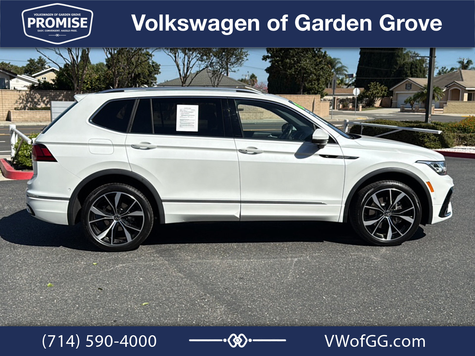 Used 2024 Volkswagen Tiguan SEL R-Line AWD/4WD image 9