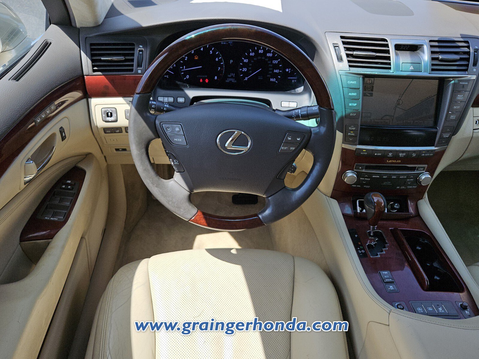 Used 2011 Lexus LS 460 L w/ Luxury Pkg RWD image 12