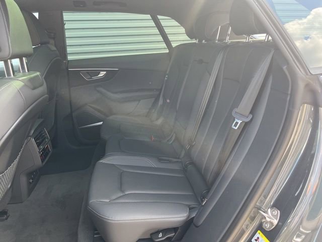 New 2025 Audi Q8 Premium Plus image 28