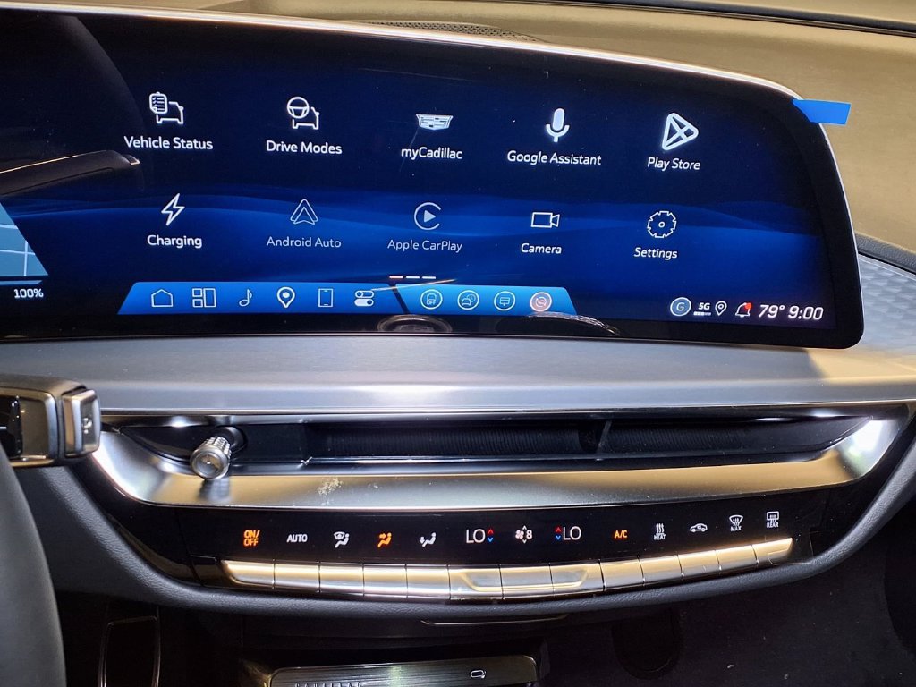 New 2027 Cadillac Lyriq Sport AWD/4WD image 18