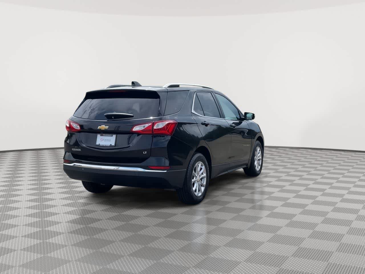 Used 2018 Chevrolet Equinox LT w/ Sun & Infotainment Package FWD image 8