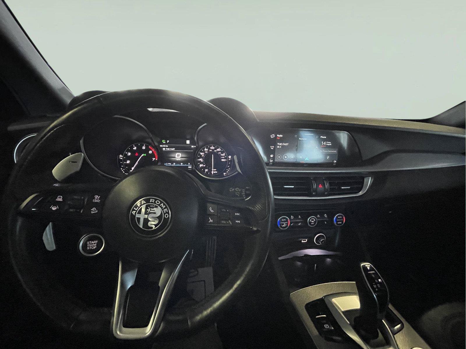 Used 2023 Alfa Romeo Stelvio Veloce AWD/4WD image 25