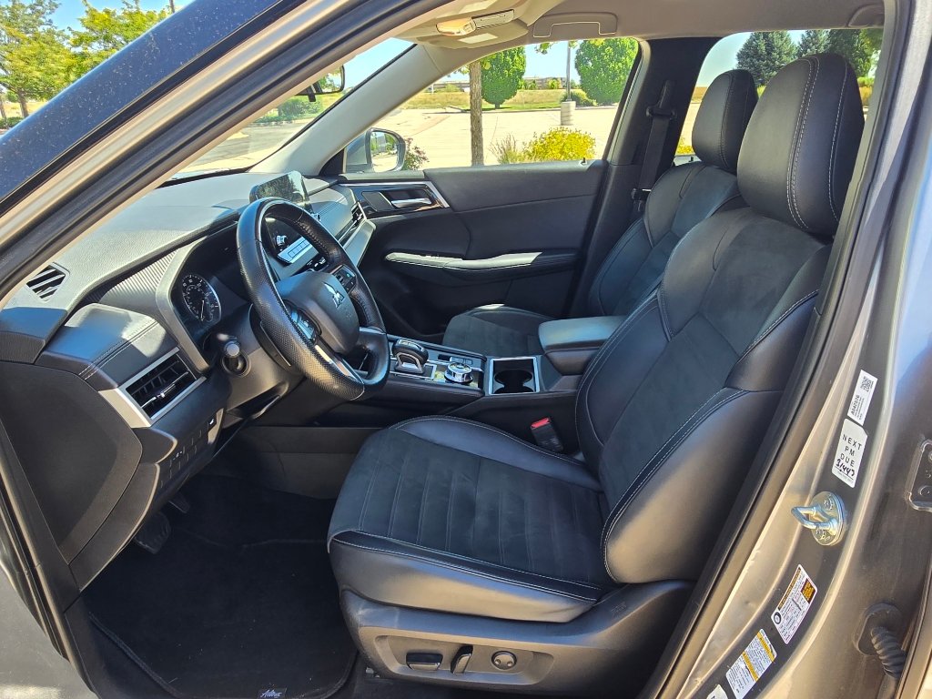 Used 2024 Mitsubishi Outlander SE AWD/4WD image 13