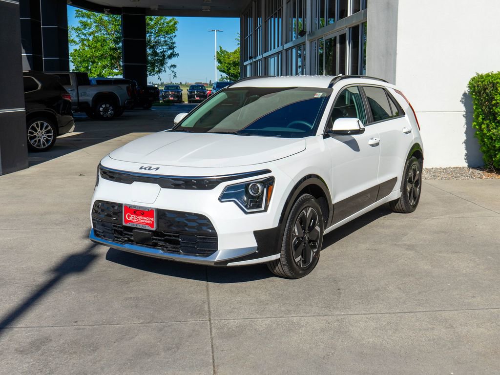 New 2026 Kia Niro Wind FWD image 3